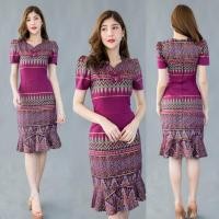 ราคา เดรสผ้าไทยเดรส ทรงสอบคอหัวใจ กระโปรงหางปลา เป็นผ้าฝ้ายหมักโคลนพิมลายไทย สวยโดดเด่นมาก ลายสวยสีสันสดใสทรง หางปลา (5587871296)