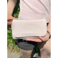 ราคา (พร้อมส่ง) BrandyMelville Stripe Makeup Bag (สีชมพู) กระเป๋าใส่เครื่องสำอาง ของแท้จากช็อป (40152792399)