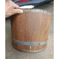 ราคา ถังไม้ตวงข้าวโบราณ ถังตวงข้าวสารโบราณ ขนาด20ลิตร ไม้สัก อายุกว่า60ปี (47855700826)