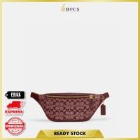 ราคา Coach WARREN BELT BAG IN SIGNATURE CHAMBRAY BRASS/WINE (CG994) (27721158532)