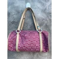 ราคา กระเป๋าถือทรงหมอนสีชมพูมือสอง (26927137199)