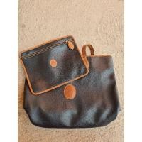 ราคา กระเป๋าสะพายข้าง trussardi (9542455901)