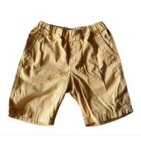 ราคา มือสอง✌️ กางเกงขาสั้นเด็ก size 120  ผ้าคอตตอน สีเหลือง uniqlo (14772893280)