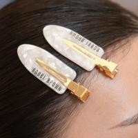 ราคา Bobbi Brown White Marble Hair Clip (27386701330)