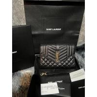 ราคา ❌SOLD❌ysl envelope clutch Y.22 (15694312187)