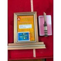 ราคา มีดหมอมีดประกาศหลวงพ่อเดิมวัดหนองโพด้ามพญานาคเขาเครื่องรางแกะจารีพร้อมใบประกาศรับรองพระแท้พร้อมกรอบไม้ตั้งโชว์ (41628428972)