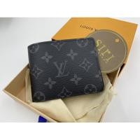 ราคา New LV Multiple Eclipse Wallet (8922828764)