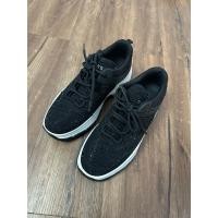 ราคา VNXK GUESS รองเท้าผ้าใบผู้หญิง รองเท้ากีฬาผู้หญิง ไซส์ 37 (50004699090)