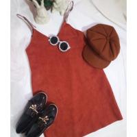 ราคา SALEเอี๊ยมกระโปรงสีส้มอิฐ มีกระเป๋าข้าง(เฉพาะเอี๊ยม) (923167129)