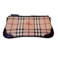 ราคา กระเป๋าถือ Burberry Beige/Brown Haymarket Check Coated Canvas and Patent Leather Peyton สินค้ามือสอง (27583548085)