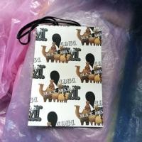 ราคา ถุงกระดาษ max mara [ มือสองสภาพสวย ] (27582649912)