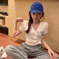 ราคา เสื้อครอปสีขาวแขนสั้น (3245674171)