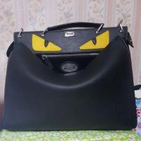 ราคา fendi กระเป๋าถือมือ 2 จากญี่ปุ่น หนังแท้ สภาพ 99% (1881673420)
