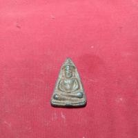 ราคา พระกรุเก่าไม่ทราบที่ด้านหลังมีรอยจารย์..เนื้อชิน (44057508813)