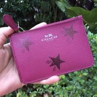 ราคา พวงกุญแจ Coach กระเป๋าใส่เหรียญ แท้ 100% ของใหม่ สีม่วง (1498998531)