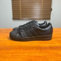 ราคา ADIDAS SUPERSTAR TRIPLE BLACK มือสองของแท้ (42618045441)