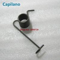 ราคา motorcycle CG125 driven gear axle return spring for Honda 125cc CG 125 spare parts (out put externa (45103809407)