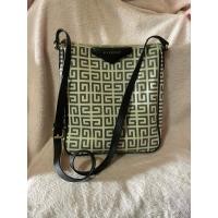 ราคา กระเป๋าGivenchy crossbody แท้รับประกัน (27250265986)