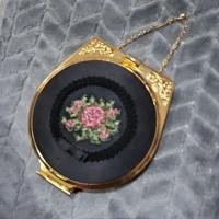 ราคา กระจกมีโซ่คล้องมือวิเทจ 1960-1970 Vintage Max Factor Mirror Compact Large Used (24027145102)