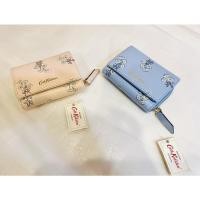 ราคา กระเป๋าสตางค์ใบพับ Cath Kidston หนังวัวแท้ รุ่น Small Leather Compact Wallet ของแท้ (18206282746)