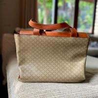 ราคา กระเป๋าถือ Celine Vintage มือสอง สภาพดี Handbag Model Macadam Pattern Leather CELINE (24746629198)