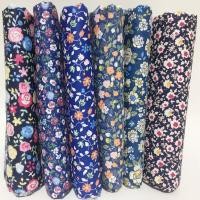 ราคา 6pcs สีเข้มสีฟ้าสีดําขนาดเล็กดอกไม้พิมพ์ Twill ผ้าฝ้ายผ้า Patchwork มัดสําหรับ DIY Quilting เย็บหัตถกรรม kain 50x40 ซม. (29340174347)