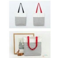 ราคา กระเป๋าผ้าธรรมชาติ Eco Green มีซิปปิดปากกระเป๋า และช่องเก็บของภายในกระเป๋า (3915437476)