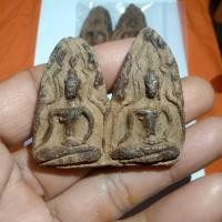 ราคา พระขุนแผนคู่เนื้อดินได้เหมาพระบ้านมาจากอ.เวียงป่าเป้า จังหวัดเชียงราย สินค้าทุกชิ้นได้จากการเหมามาตามบ้านส่วนมากจะมีอย่า (49355837377)