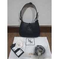 ราคา กระเป๋าสะพาย lyn ของแท้ มือสอง (40170932572)