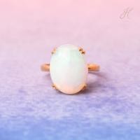 ราคา แหวนไวท์โอปอล-Oval White Opal Ring in Yellow Gold Plating (26727568753)