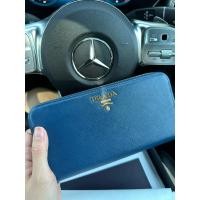 ราคา ✨ Prada Zip Around Wallet ของแท้ อุปกรณ์ครบ พร้อมใช้งาน ✨ (50404457884)