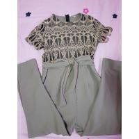 ราคา ส่งฟรี! จั้มสูทขายาวลูกไม้ สีน้ำตาล ปักดิ้นสีทองลายมงกุฎ (6756564363)