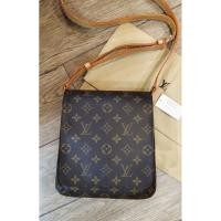 ราคา กระเป๋าหลุยส์ musette pm มือสองของแท้ (41709353581)