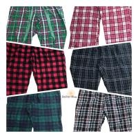 ราคา กางเกงขายาว ลายสก็อต มือ 2 คัดเกรด เอว 36-40 นิ้ว พร้อมส่ง ตัวละ 35 บาท 3 ตัว 100 บาท ✅ (10374185270)