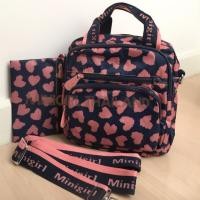 ราคา Minigirl Bag กระเป๋า พร้อมส่ง ถือ สะพาย เป้ ลายหัวใจ ส่งฟรีลงทะเบียน (859391552)