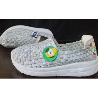 ราคา รองเท้าเด็กแบรนด์ BLUE MOUNTAIN มือสอง (20284897080)