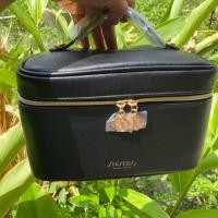 ราคา กระเป๋าใส่เครื่องสำอางสีดำShiseido พรีเมี่ยม แวนิตี้ เคส กระเป๋าหูหิ้ว ใส่เครื่องสำอางหรือของจุกจิกน่ารักๆ (26934630808)