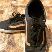 ราคา VANS OLD SKULL มือสอง ของแท้จากญี่ปุ่น สภาพ8/10 ไซส์44EU 10.5US 9.5UK ลดราคาช่วงโควิด (5636196391)