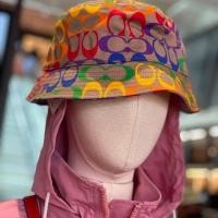 ราคา (ใช้โค้ดแฟชั่นลดเพิ่ม) หมวก Coach C9122 ลายรุ้ง ของแท้ (28169353209)