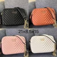 ราคา พร้อมส่ง✨กระเป๋าสะพายguess สายโซ่2ซิปคอล2023 (22882177217)