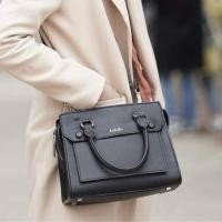 ราคา ️ ส่งต่อ กระเป๋า แบรนด์ Labella *สีตามรูป สภาพดี* (24470841202)