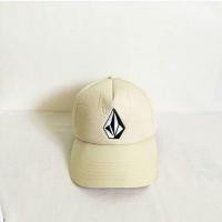 ราคา หมวกแบรนด์แท้ volcom 100% มือสอง สภาพดีมาก (221355002)