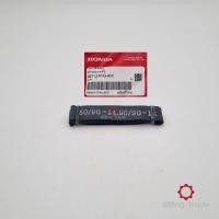 ราคา 1242_HO. เส้นยางรองวงล้อ (VEE RUBBER) (WY106) HONDA: (42713-KVG-902) CLICK125I ... แพ๊คละ 1 ชิ้น... [แท้ศูนย์ 100%] .... (44428815337)