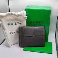 ราคา BOTTEGA VENETA wallet made in italy กระเป๋าตังค์ ของแท้ จาก shop สิงคโปร์ (29662076020)