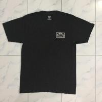 ราคา เสื้อยืด Vans สกรีนหน้าหลัง อก 40 ยาว 28 ป้ายsize M มือสอง ราคา 120 บาท แบรนด์แท้จากอเมริกาทุกตัว 100% (7038766776)