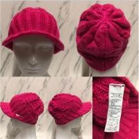 ราคา หมวกไหมพรมมีปีก Nike สีชมพู ของแท้มือสอง (28021240702)