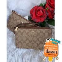 ราคา Coach คล้องมือ ไซส์ L 2 ช่องซิป (6649625277)