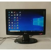 ราคา LAYAR Lg flatron w1643s-pf จอภาพ lcd ขนาด 16 นิ้ว สภาพหน้าจอ มีสีเหลืองเล็กน้อย no. 1 (41405712194)