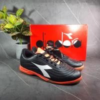 ราคา Diadora Pichichi 2 ID สีดําสีขาวสีแดงรองเท้า Fluo (21391123093)