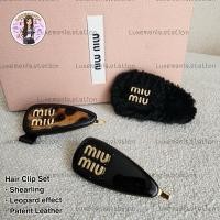 ราคา : New!! Miu Miu Hair Clip 3 Pieces ‼️ก่อนกดสั่งรบกวนทักมาเช็คสต๊อคก่อนนะคะ‼️ (43500674731)